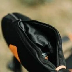 CAMP CHAIRS & TABLES Oztent Taipan HotSpot Chair